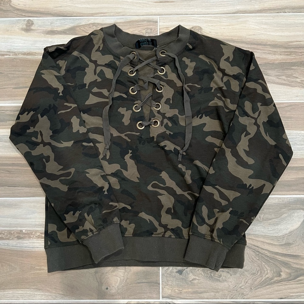 Boutique sweatshirt